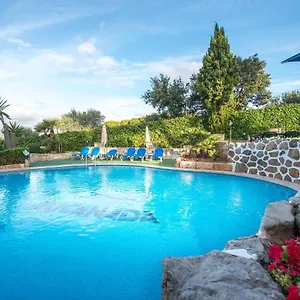 Lejlighedshotel Ona Aucanada ***