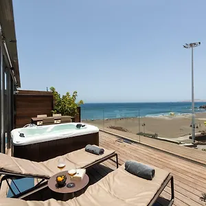 https://la-marine.in-canary-islands.com