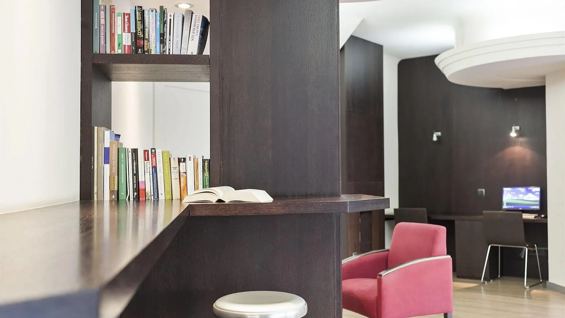 **  Acta Antibes Hotel Barcelona Spain